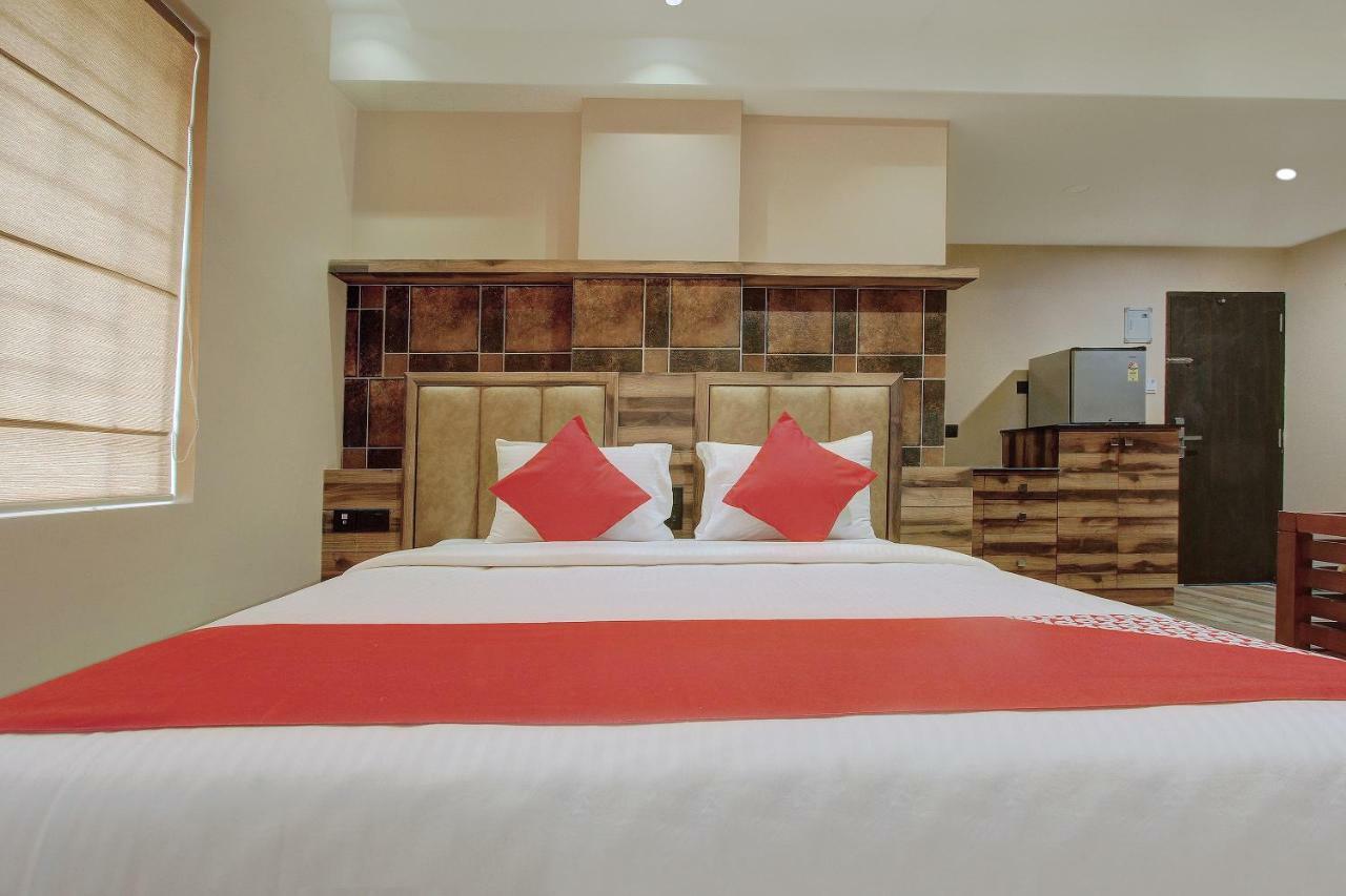 Hotel Laxman Residency Mangalore Kulurkudrū Exterior foto